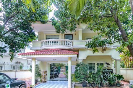 Prestigious colonial villa in Phnom Penh