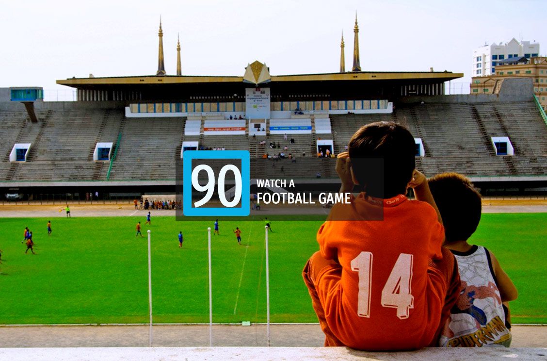 90-FOOTBALL