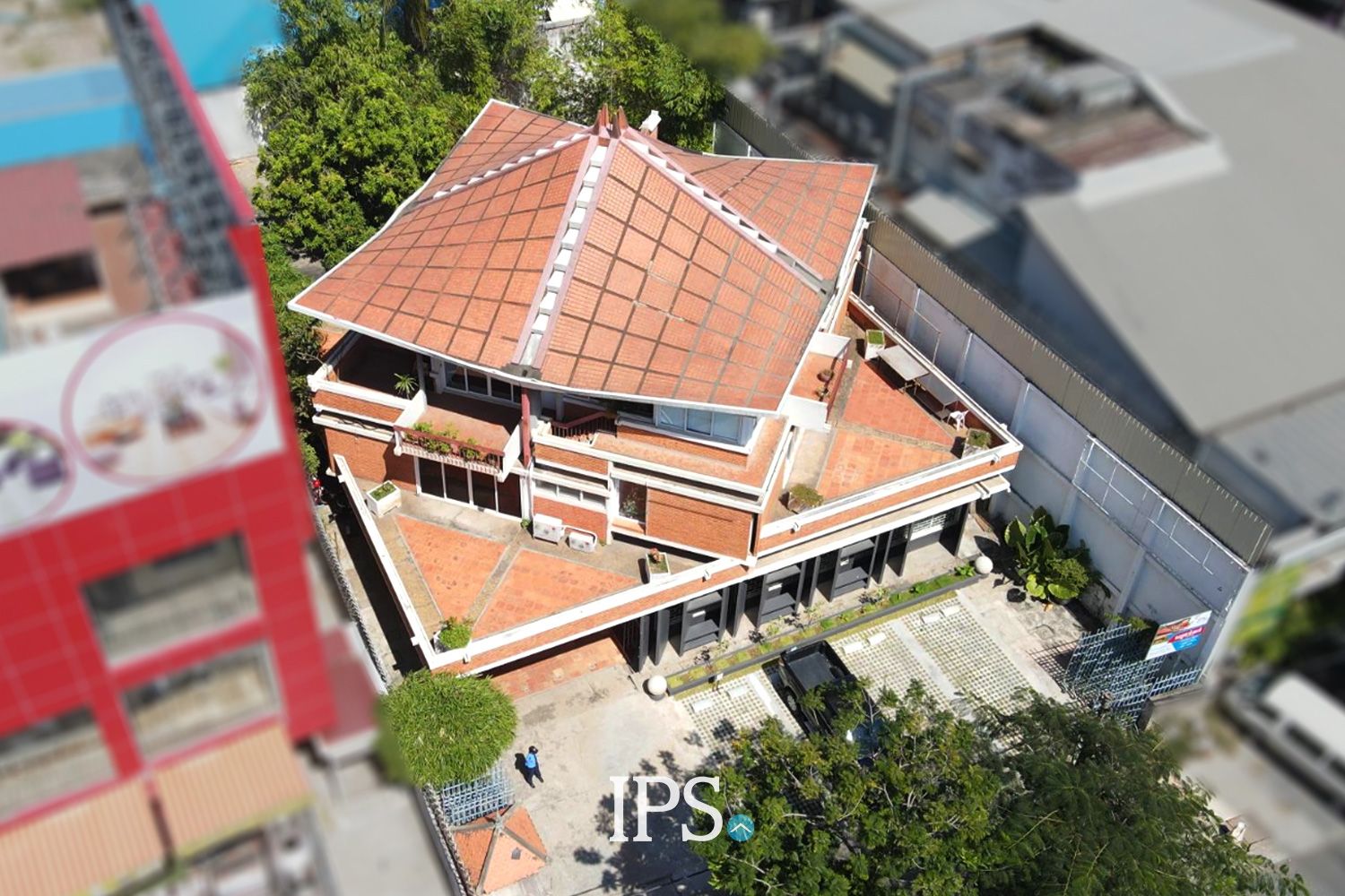 Vann-Molyvann-Home-Phnom-Penh-01