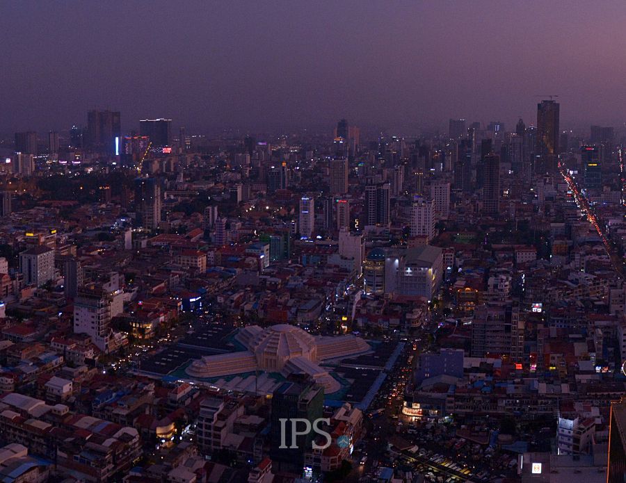 Phnom Penh city at night