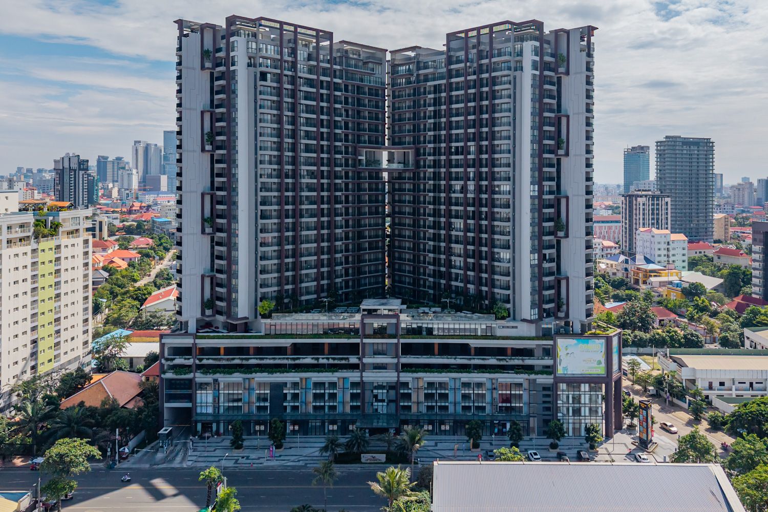 Royal Platinum Condominium