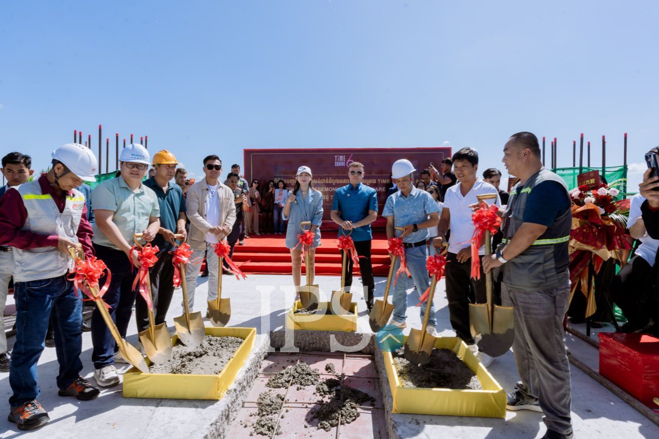 TS6 Topping Out Ceremony