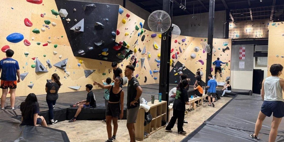 Le Club - Climbing gym & Café